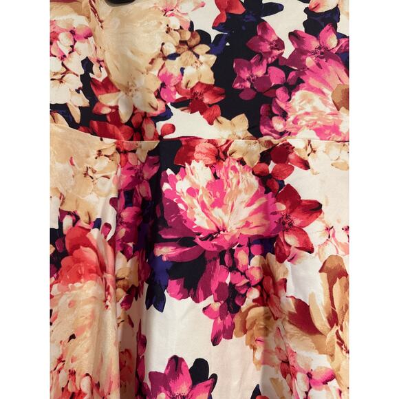 Lane Bryant Floral Skirt Size 18 - Picture 2 of 8